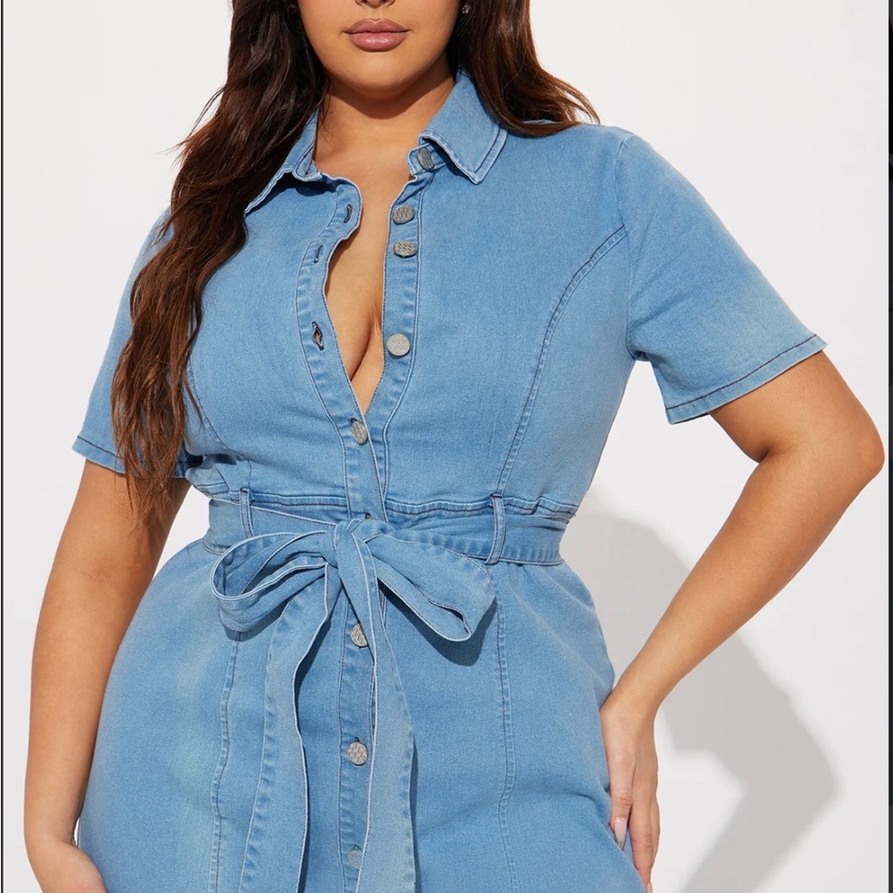 Alyana Short Sleeve Denim Maxi Dress - Medium Wash Denim Button-Up Dress